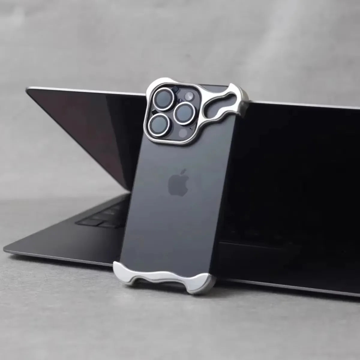 SteelGuard - Light for iPhone